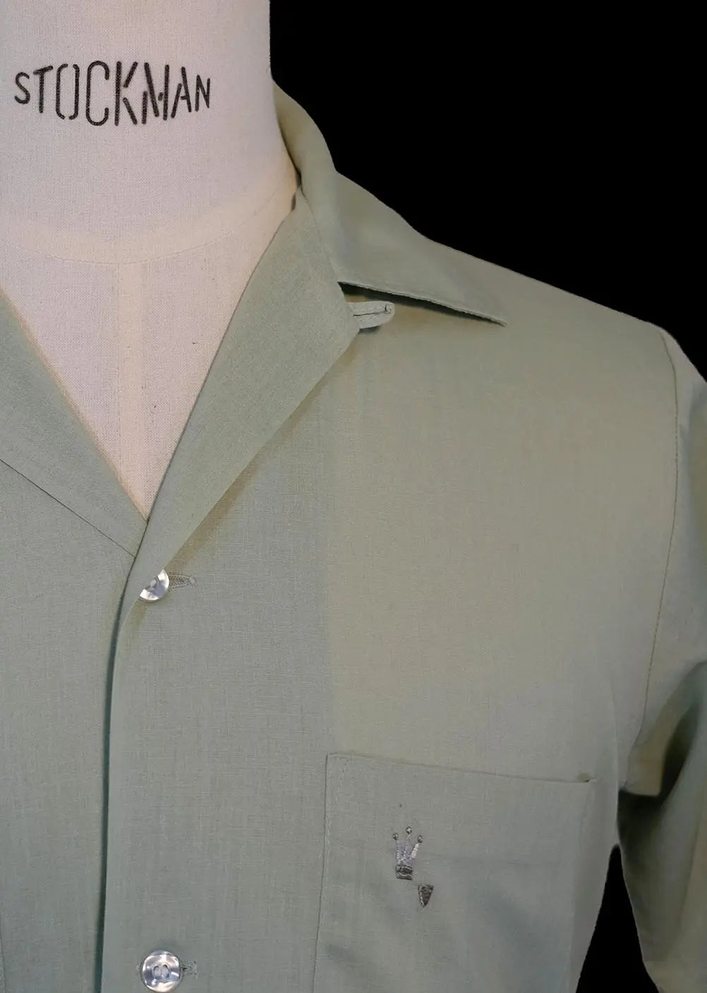 Chemisette loop collar Arrow